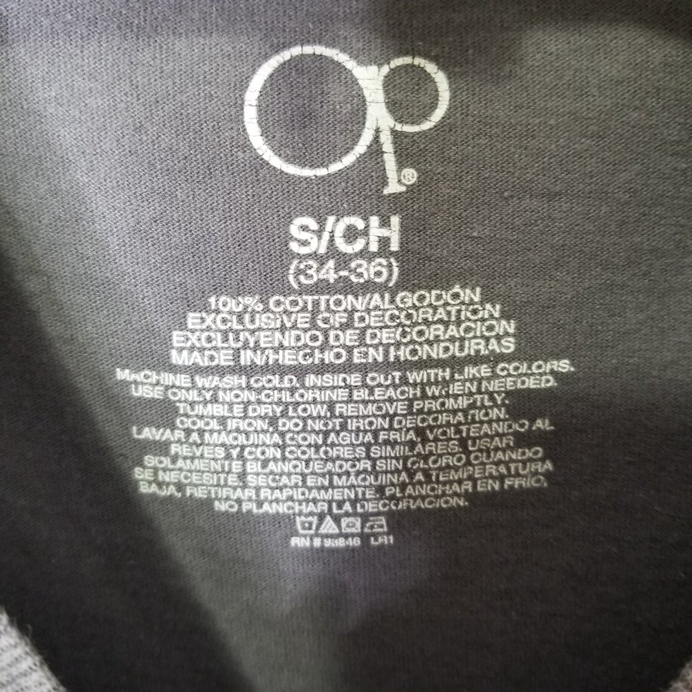 Thrashed Used Vinyl Classic Records T-Shirt - Picture 3 of 4